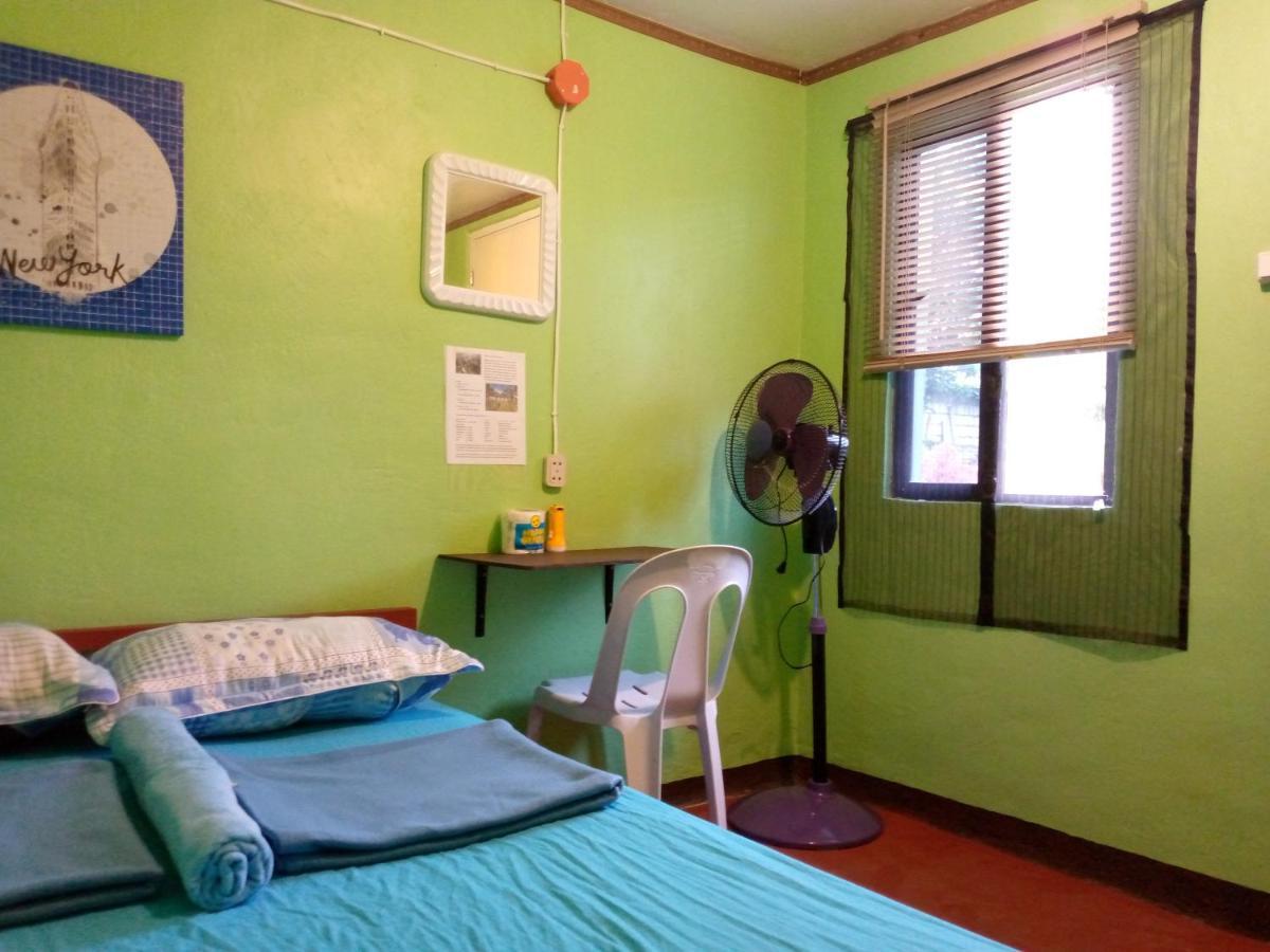 Junjals Backpackers Chalet Bohol Eksteriør bilde