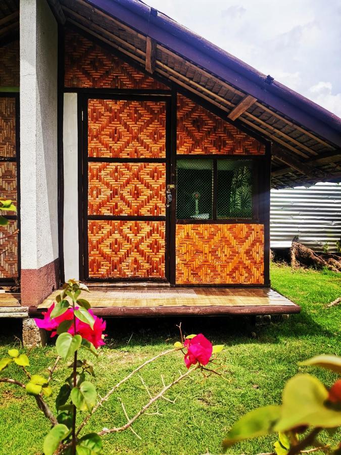 Junjals Backpackers Chalet Bohol Eksteriør bilde